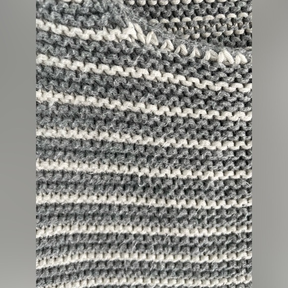 Frame gray & white striped scoop neck split sleeve cotton sweater | S - Picture 8 of 13